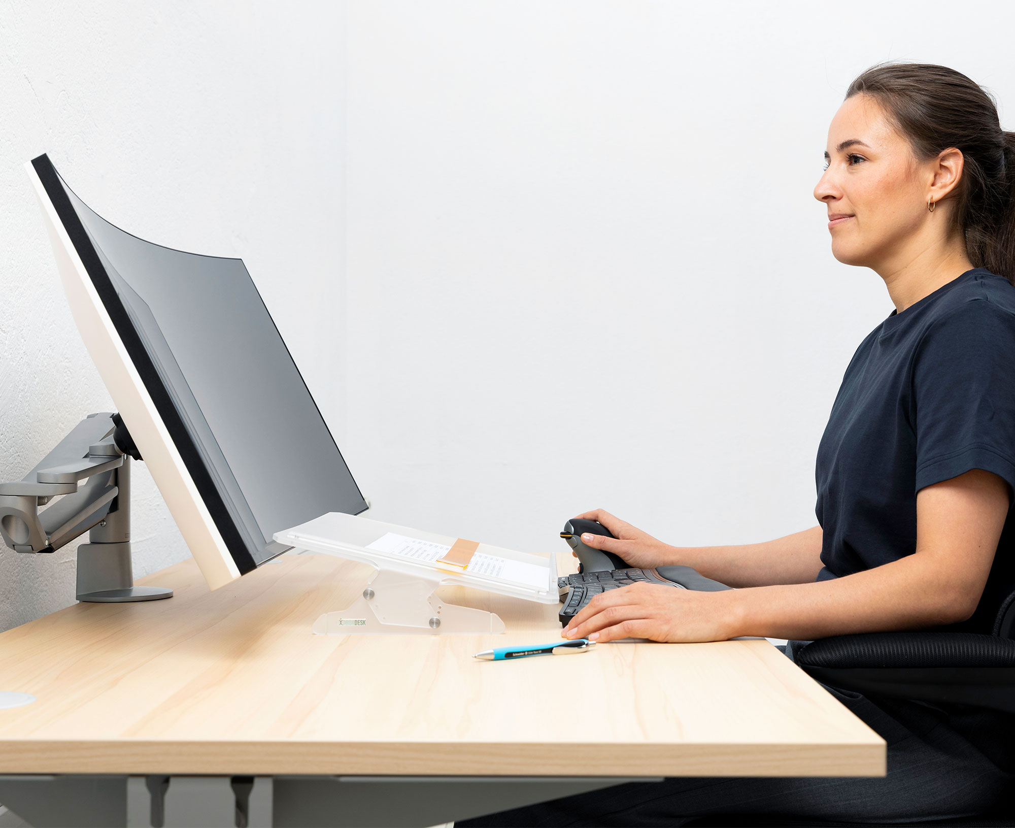 ORGADESK einstellen und am Arbeitsplatz verwenden
