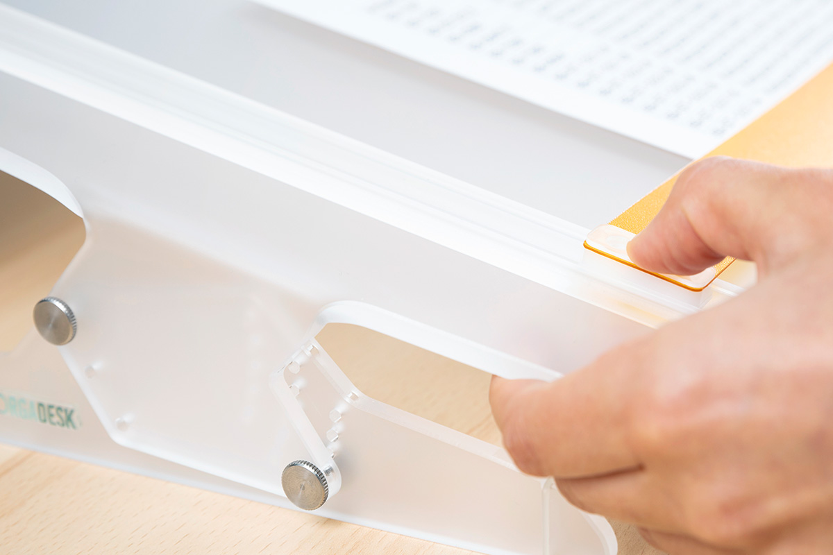 Satinierte Oberfläche für blendfreies Arbeiten